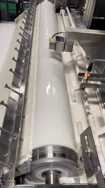 來工廠參觀一下,粉絲是如何制作的,高效率離不開機械的輔助